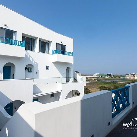 Апартаменты Blue White Уцзе Экстерьер фото